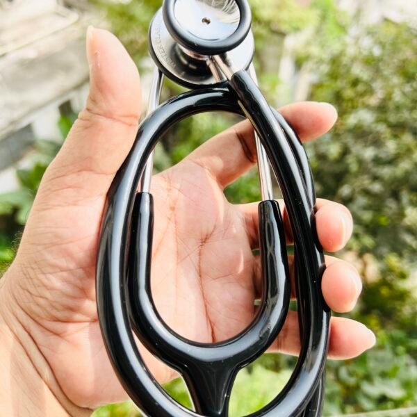 WISTER™ Classic Black Standard (Adult)