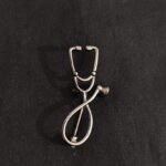 Brooch: B 1