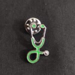 Brooch: SG 2
